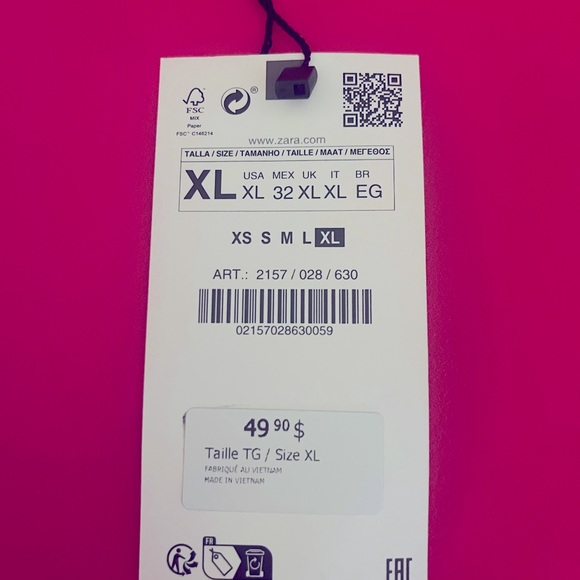 Barbie Pink Zara Buttoned Miniskirt - Picture 3 of 3